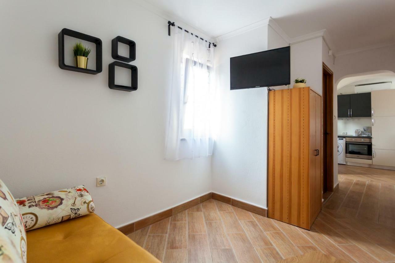 Apartment Nonna Крк Екстер'єр фото